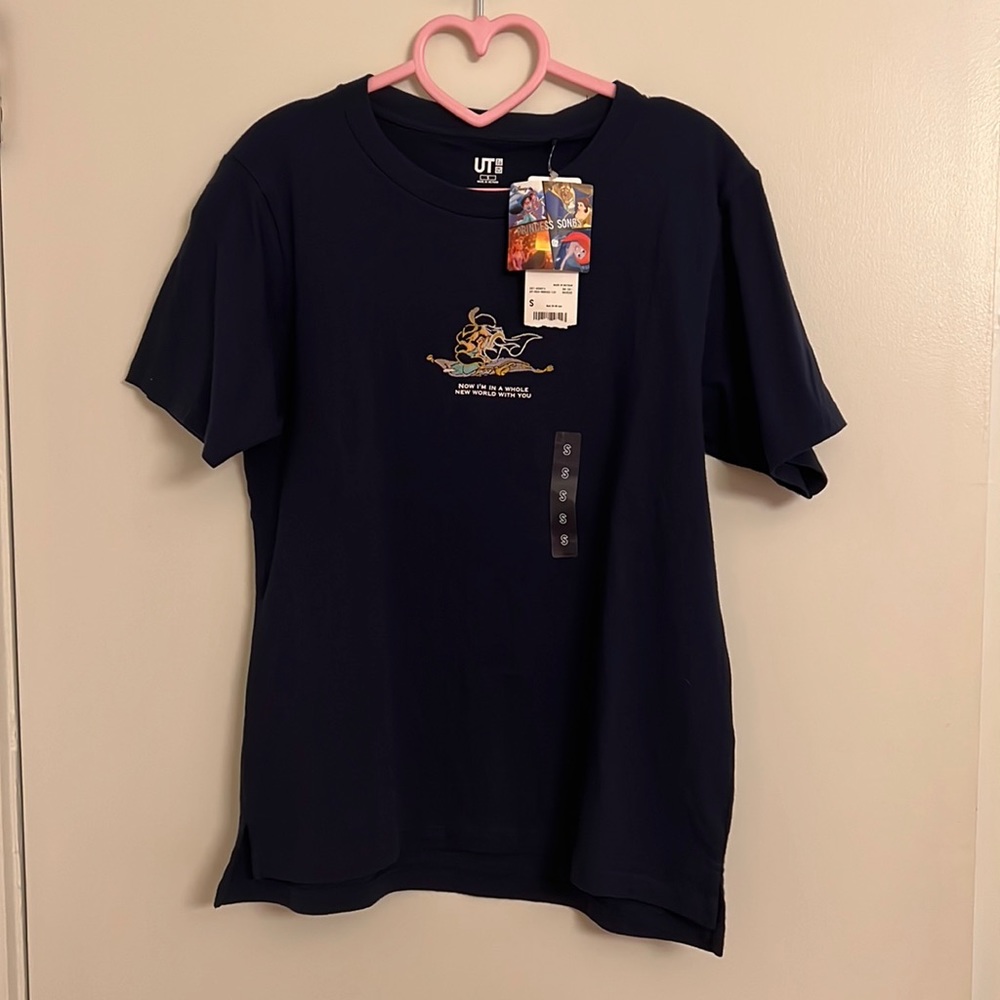 NWT Uniqlo Aladdin Shirt